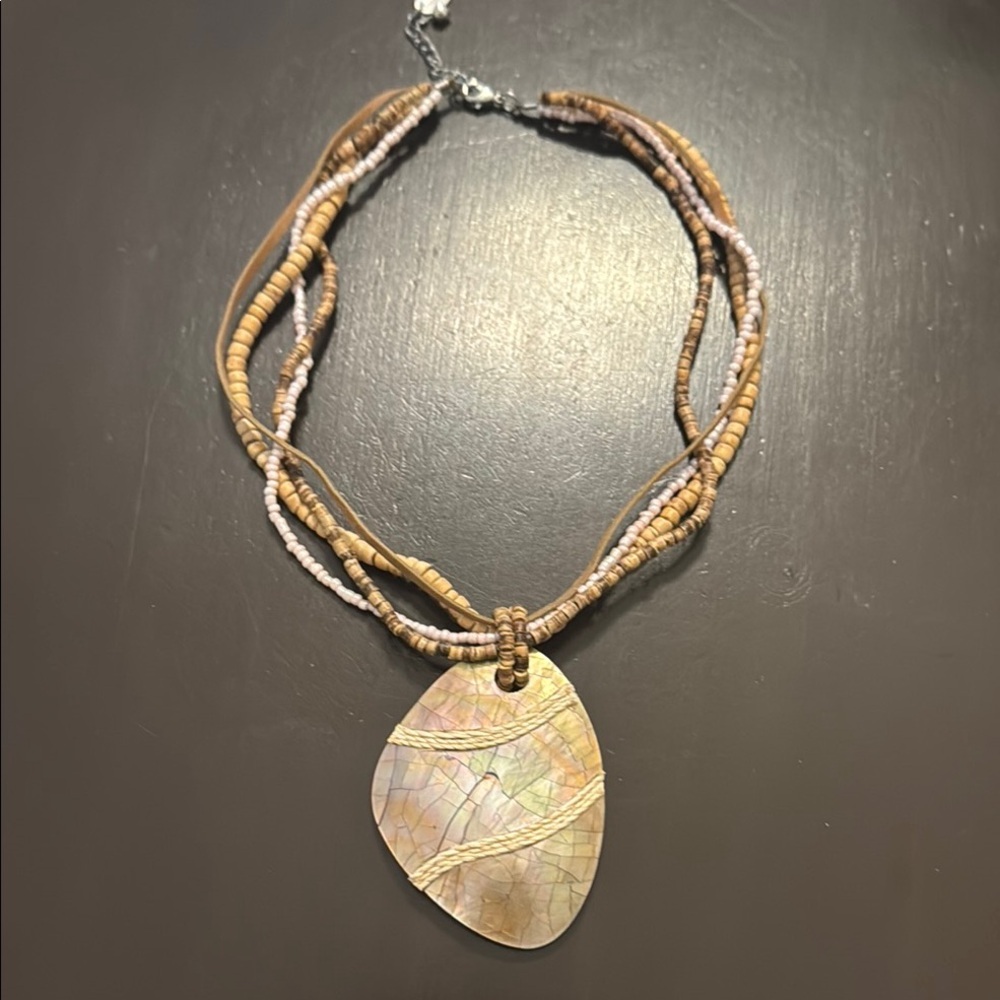 Elegant Multicolor Beaded Shell Necklace